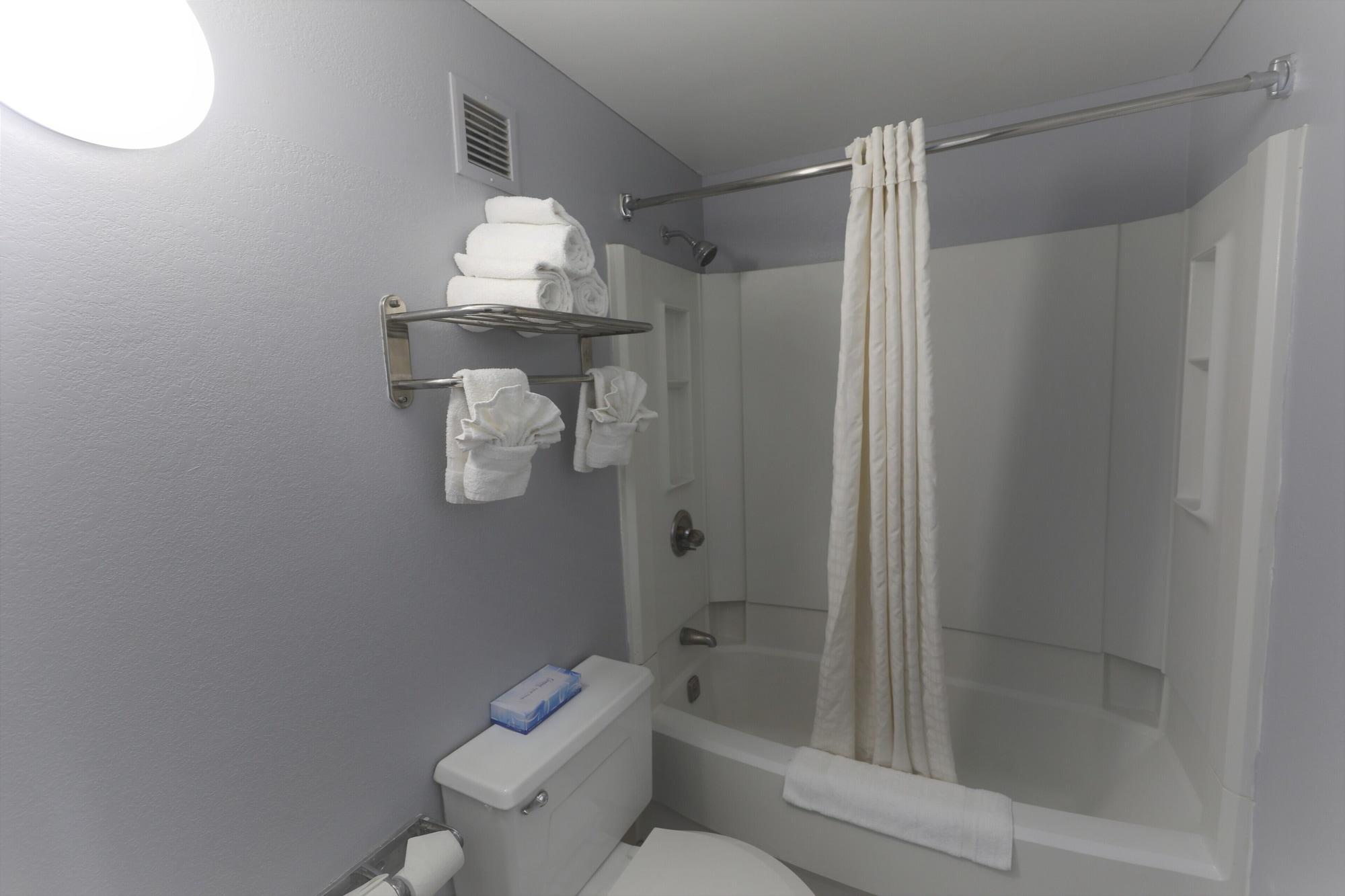 Super 8 By Wyndham Manassas Hotell Exteriör bild