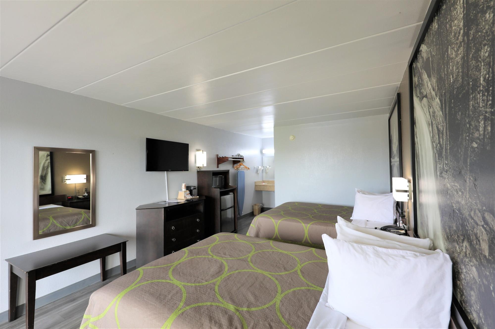 Super 8 By Wyndham Manassas Hotell Exteriör bild