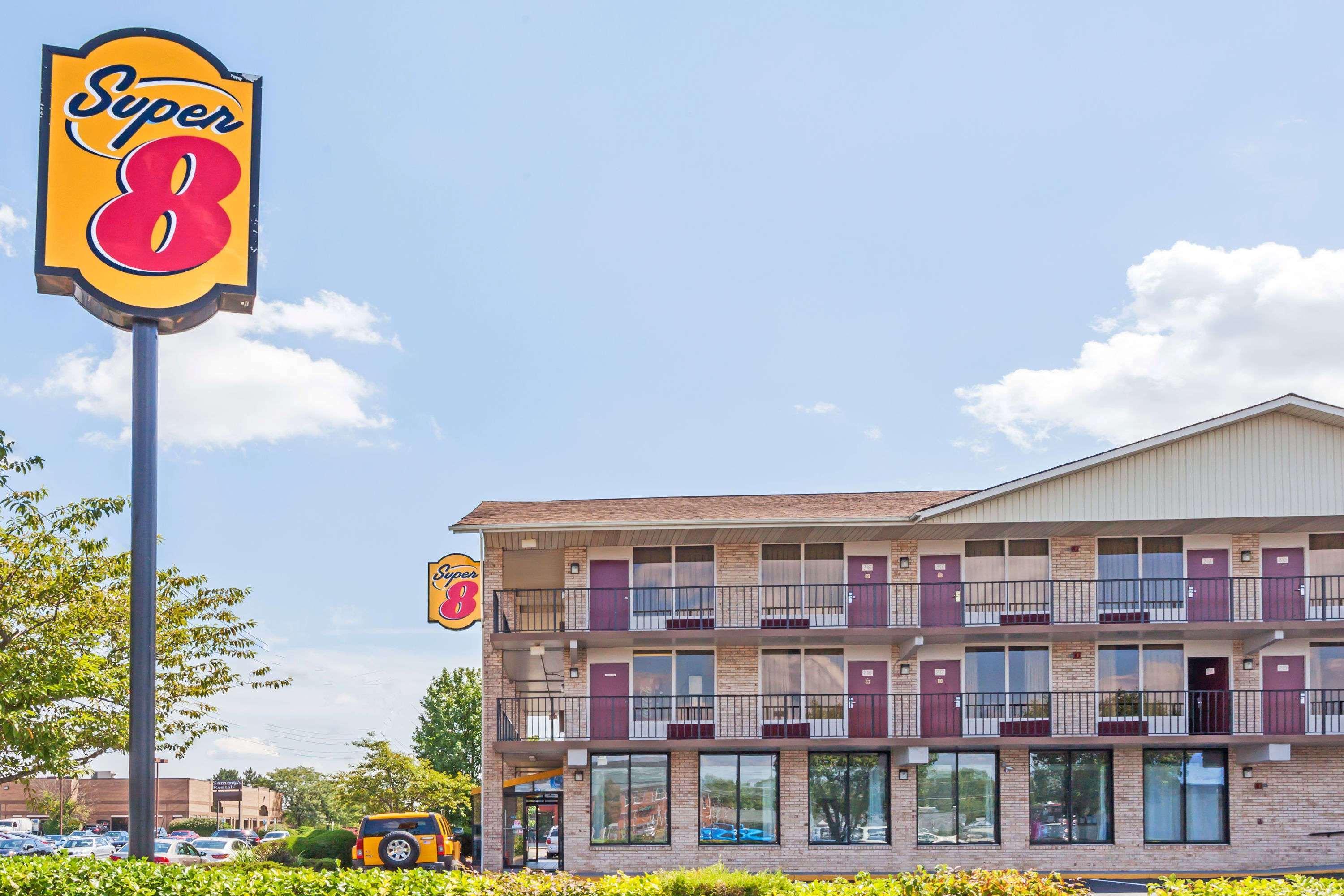 Super 8 By Wyndham Manassas Hotell Exteriör bild