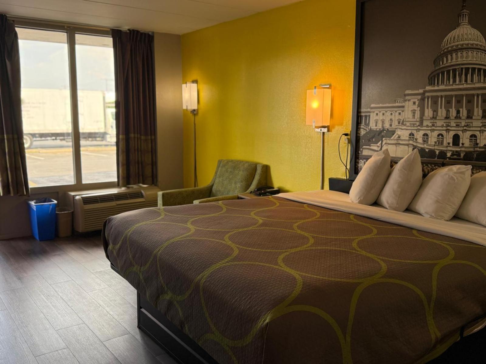 Super 8 By Wyndham Manassas Hotell Exteriör bild